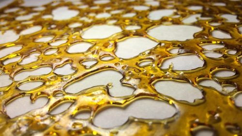 Recreatinal marijuana shops selling shatter